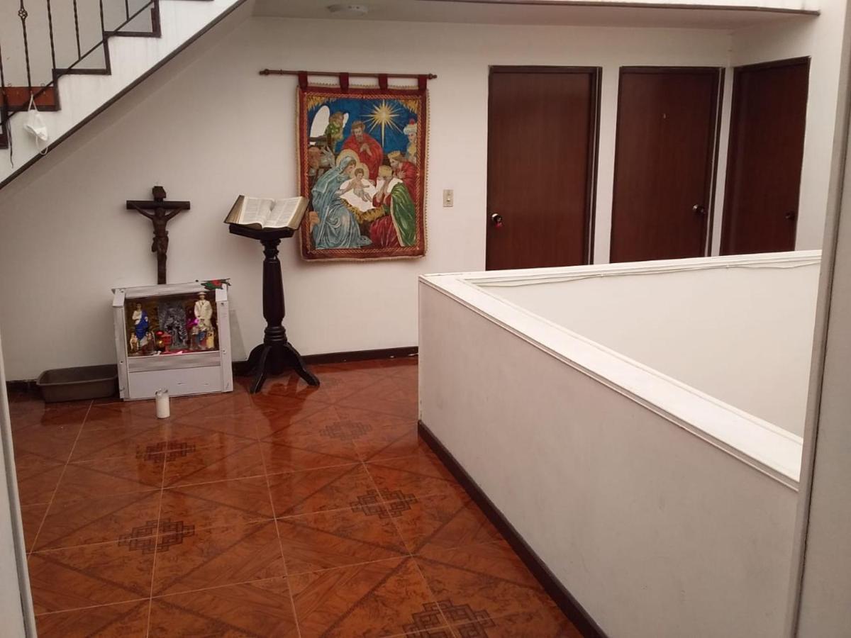 Habitacion Con Bano Privado Cerca Al Aeropuerto Bogotá Eksteriør billede